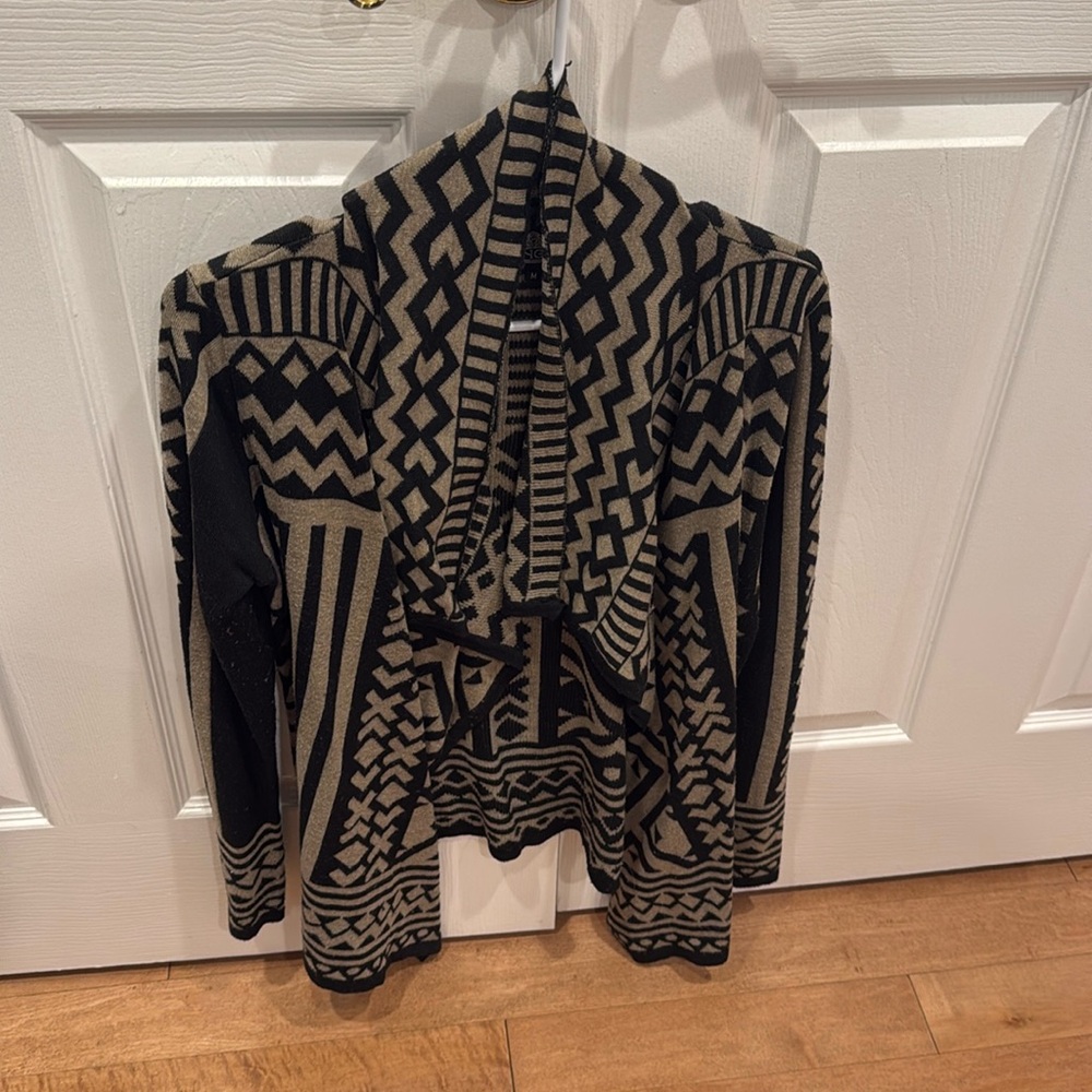 Angie tribal Aztec geometric  cardigan woman’s M